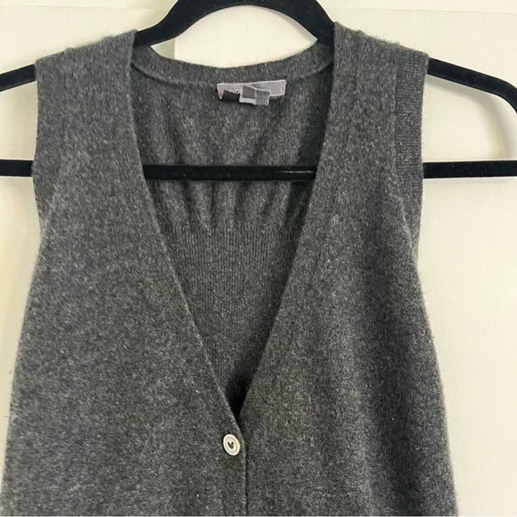VINCE x A PEA IN THE POD 100% Cashmere Maternity Sweater Vest - Picture 4 of 10